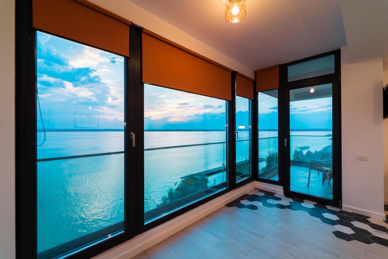Miruna Andreea Studio Apartment มามายา ภายนอก รูปภาพ